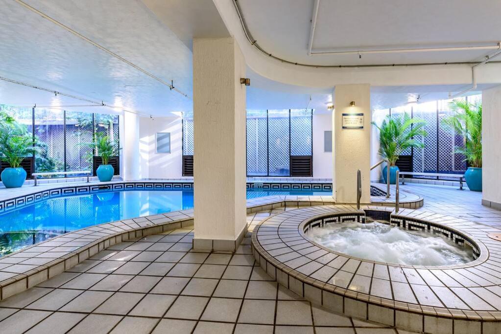 Excluza At The Aegean Apartment Гоулд Коуст Екстериор снимка